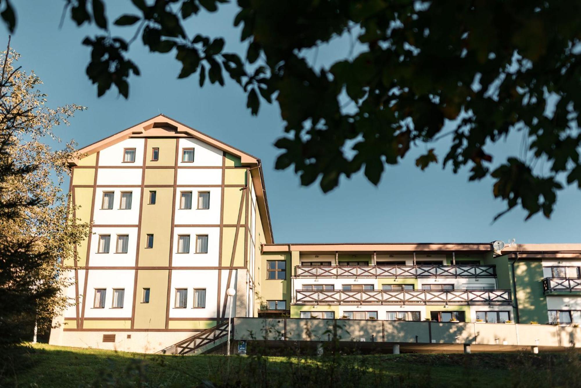 Apartmanovy Dom Familia Smokovec Високе-Татри Экстерьер фото