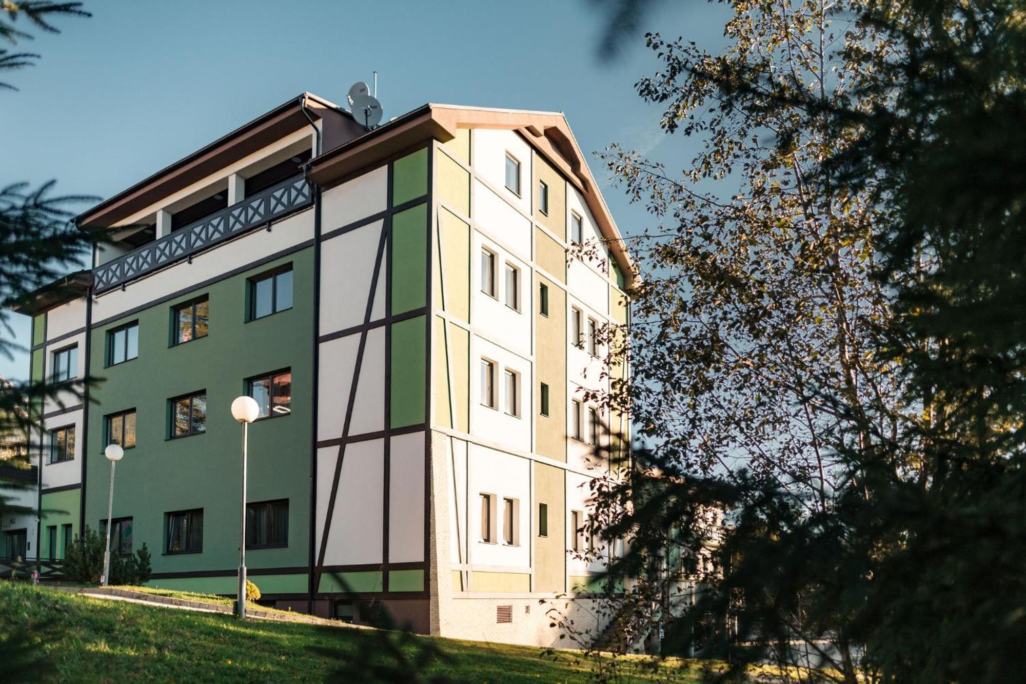 Apartmanovy Dom Familia Smokovec Високе-Татри Экстерьер фото